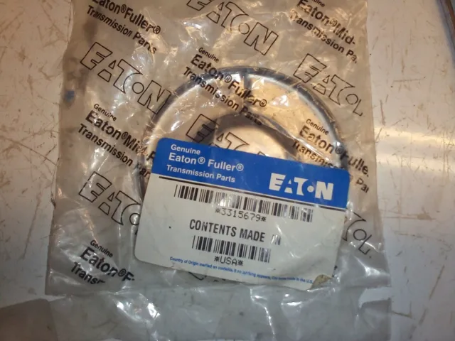 New OEM  Plug for Eaton Fuller Transmission 3315679