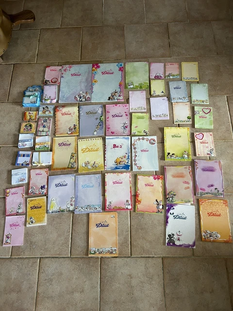 Lot De Feuilles Et Cartes Postales Diddl – Environ 150 Pièces – Occasion