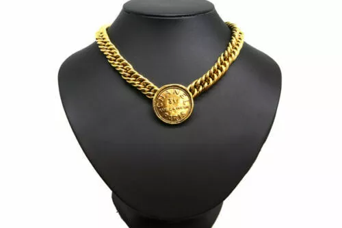CHANEL Necklace AUTH Coco chain CC Rare Pendant 31 Rue cambon Gold Medal  41cm FS