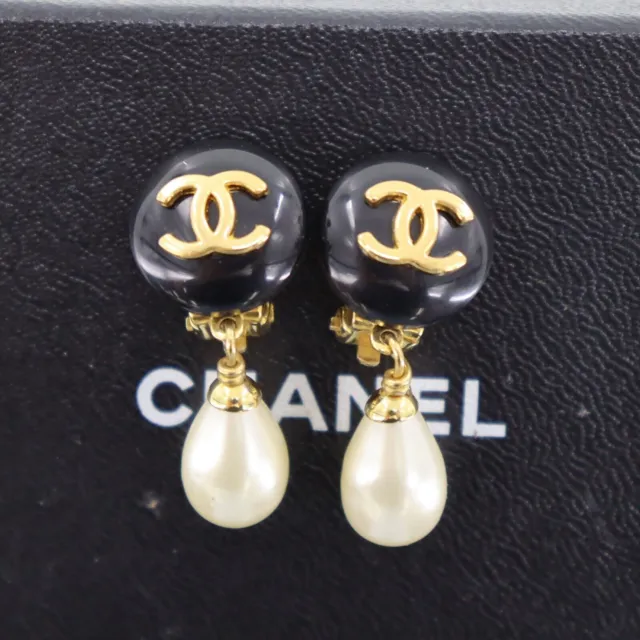 Chanel - Authenticated Gripoix Earrings - Metal Gold for Women, Very Good Condition