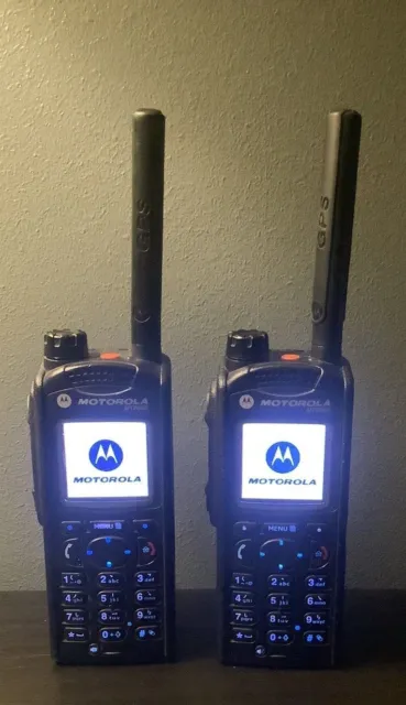 x2 Motorola MTP850 TETRA Radio UHF DMO Security Police MTH800 Sepura