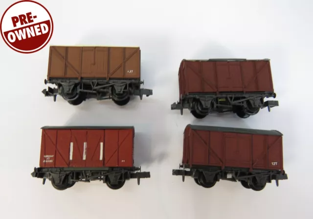 N Gauge Peco 4x Box Vans - Kit Built Wagons UNBOXED (PL87)