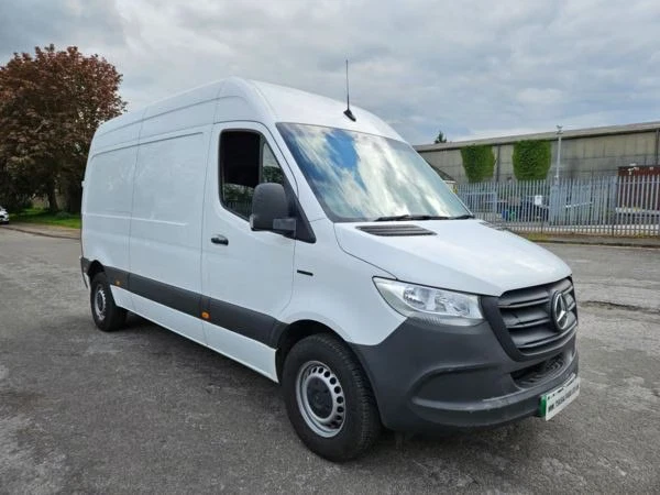 2020 MERCEDES-BENZ SPRINTER 85kW 55kWh Progressive Van Auto 80kW ...