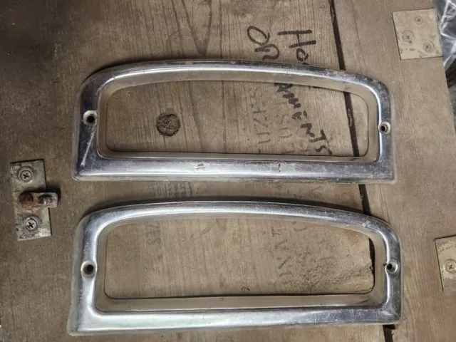 Vtg Benzels Trim emblems