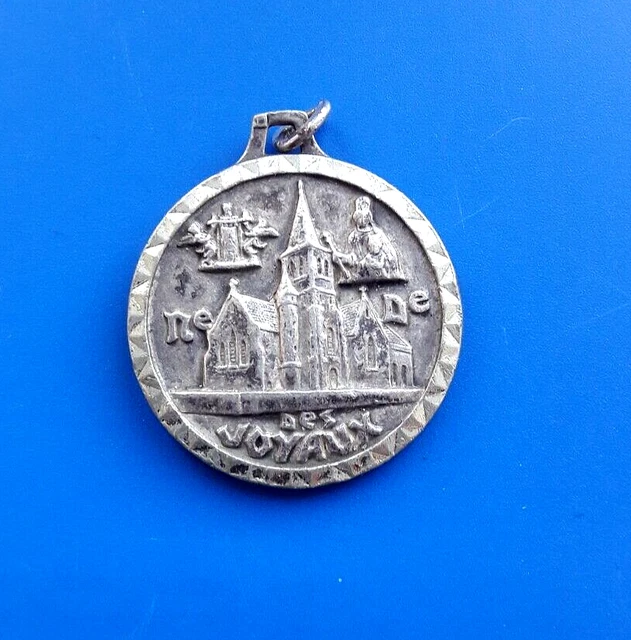 Porte-clés Saint-Christophe Médaille religieuse Pieta 1 pièce vintage ton argent - France