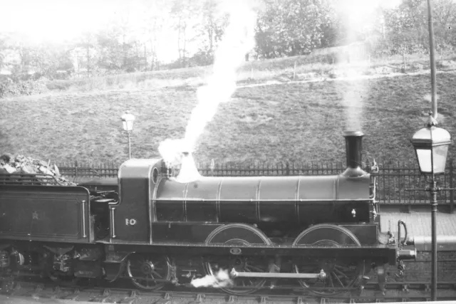 Photo 12x8 London GNR A4 Steam Engine at Crouch End Station c1900