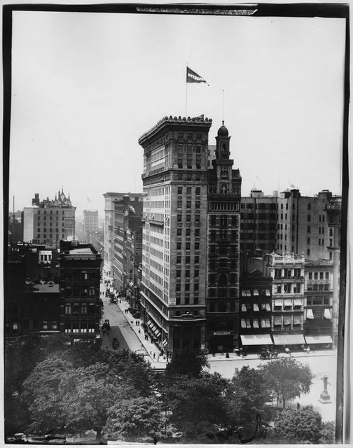MANHATTAN NY BANK of Metropolis Building northwest corner of 1- 1900 ...