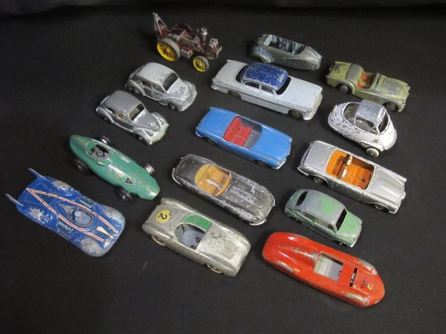 Lot 15 Voitures Miniatures 1/43 – Solido / CIJ / Corgi / Quiralu – Métal – Occasion