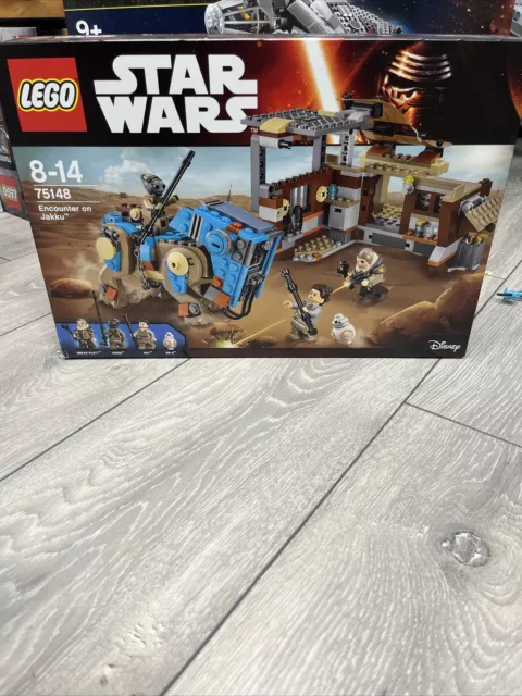 LEGO Star Wars: Encounter on Jakku (75148)