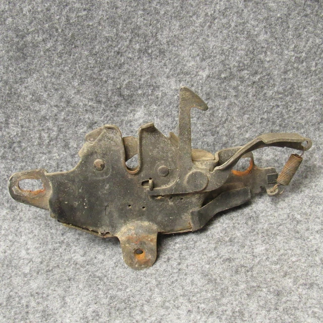 1989-1994 TOYOTA HILUX Pickup Truck Hood Latch Mechanism OEM 51330 EUR ...