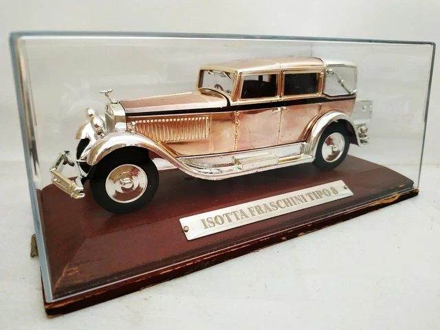 Échelle de voiture en métal chromé argent chromé Isotta Faschini 1/43