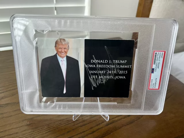 President Donald Trump Signed Autograph Postcard Encapsulated PSA Authentic