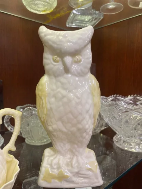 Belleek Ireland, Irish Owl, white and pale yellow, vase, figurine, Decor