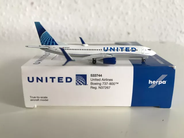 Herpa Wings United Airlines Boeing 737-800 N37267 533744 1:500