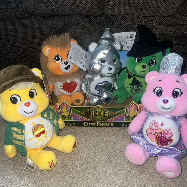 Peluche Care Bears Wicked édition Limitée | Good Luck Bear & Love-a-lot Bear | 22 Cm | Cadeau Fan Théâtre