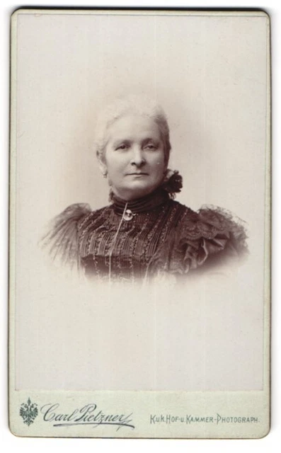 Photography Carl Pietzner, Vienna, Mariahilferstr. 3, Older Lady Tied Back