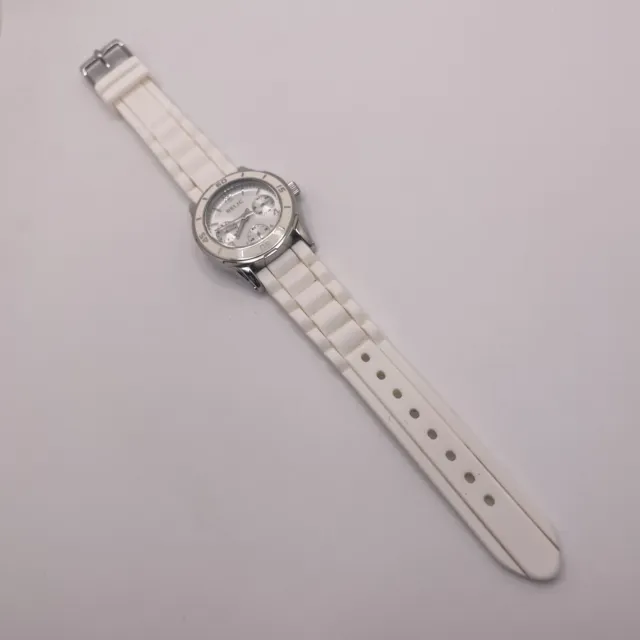 Working Watch Relic ZR15582 Silver Tone Day Date Dial White Silicone Women’s