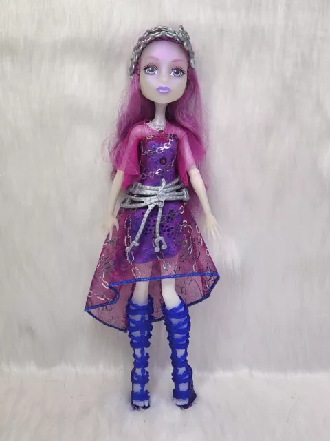 Mattel Monster High Doll Ari Hauntington Welcome to Monster High 2016 #DNX66 # 2