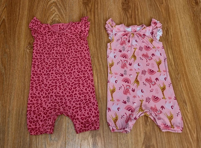 #33 Enorme pacchetto di abiti estivi per bambine età 9-12 mesi pantaloncini con pappe top 2