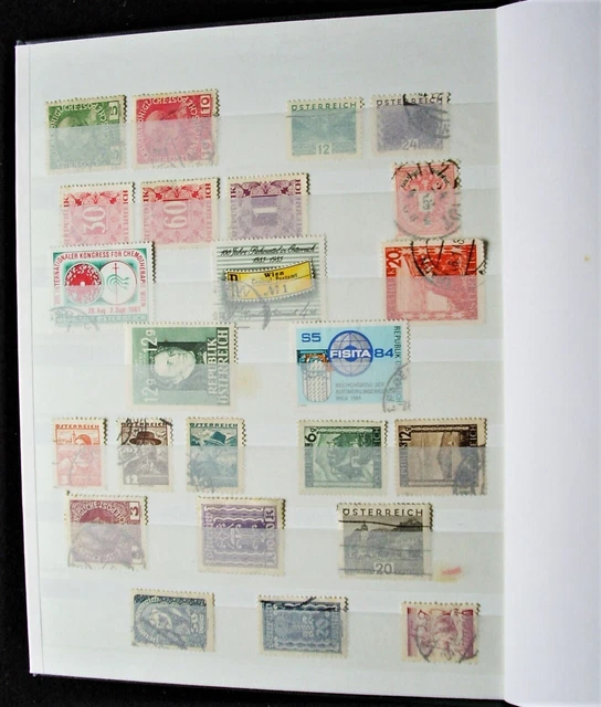 Briefmarken-Album  Österreich, Kaiserreich, ... um 1918 + jünger, ca. 270 Marken 5