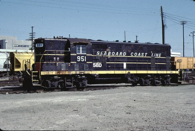 SCL Seaboard Coast Line EMD GP7 Kodachrome original Kodak Slide