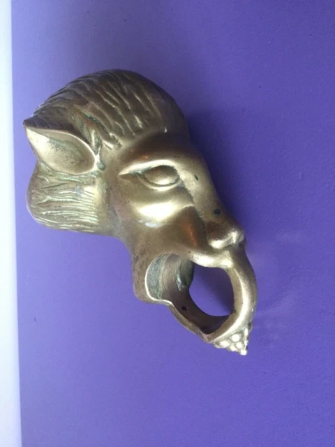 Wonderful Vintage Heavy Brass Lion Head Hand Rail Bracket. Bar Man Cave Saloon