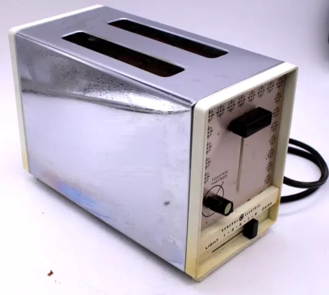 vintage General Electric toaster whiter face tested working