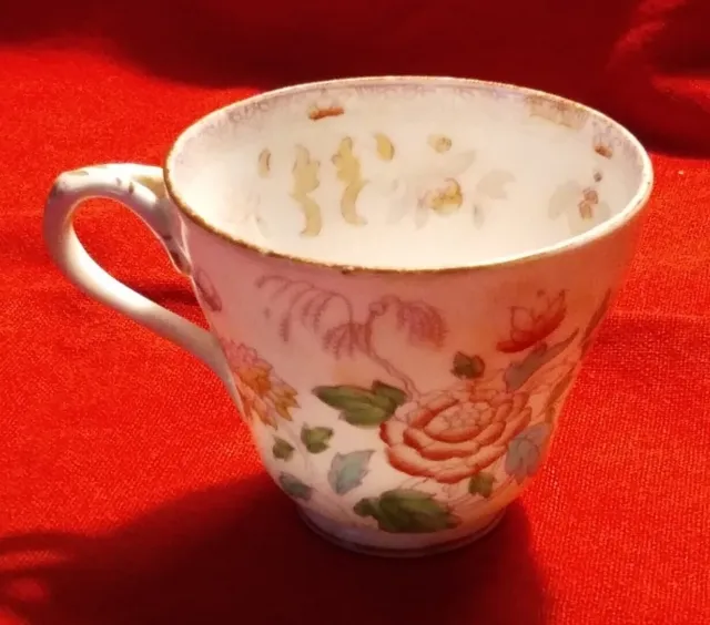 Jolie  tasse à thé ancienne en porcelaine anglaise  Minton
