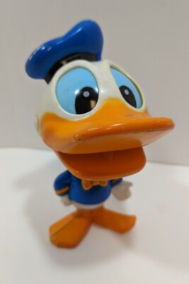donald duck pull string toy