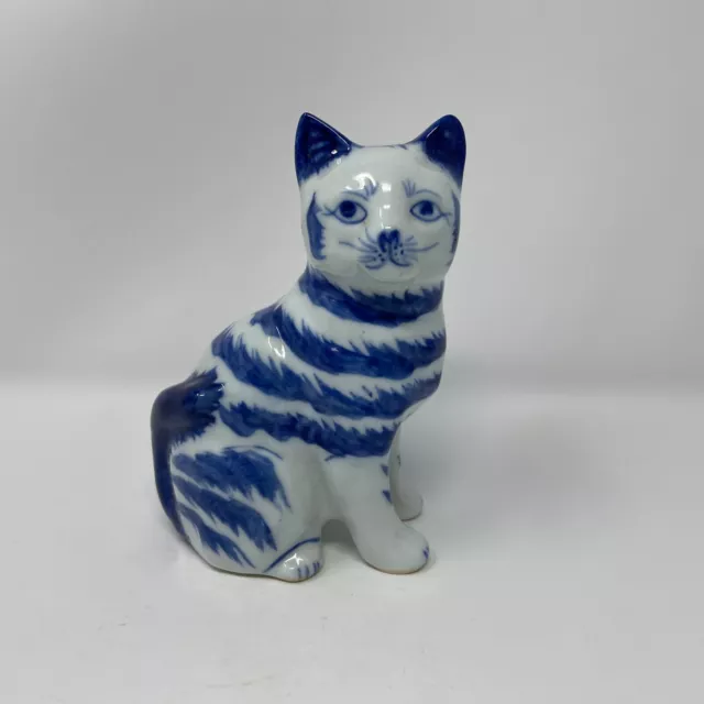 Vintage Porcelain Blue & White Striped 4 3/4 Inch Tabby Cat Kitten Figurine EUC