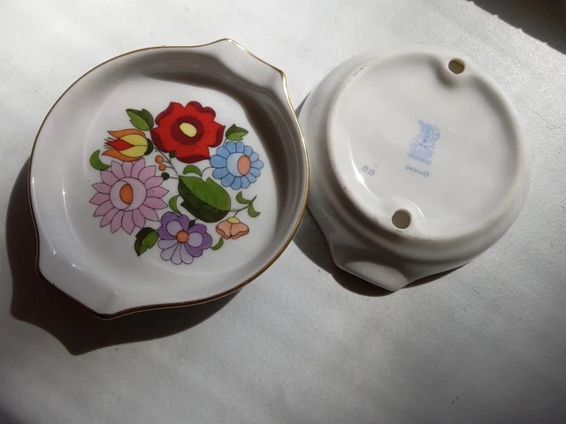 Kalocsa Hungary #008 XVK Hand Painted Small Handled Floral Dish WIth Gold Trim