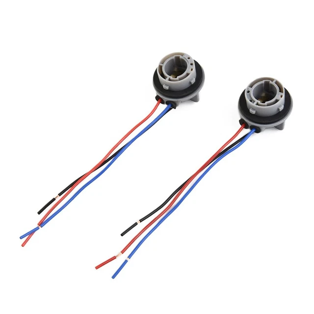 Installazione semplice e veloce con 2 pz adattatore presa lampadina 1157 per luce freno