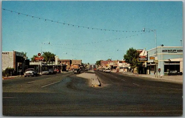 Riverton, Wyoming Postcard Main Street Downtown Scene c1950s Chrome / Unused