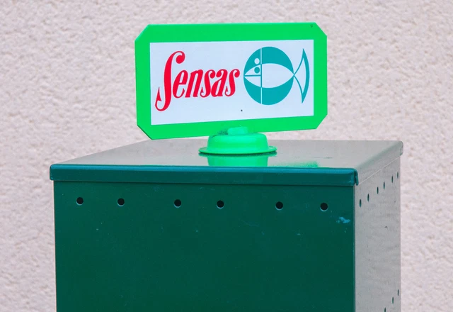 Ancien présentoir de comptoir distributeur lames et rasoirs