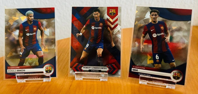 Lot De 4 Cartes Topps FC Barcelona Team Set 2023/24 – Vintage – Messi, Rivaldo, Lineker, Stoichkov