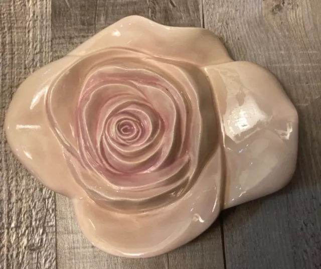 Italian Ceramic/ Porcelain Rose Lidded Vanity Trinket Box 1940s Beautiful !!