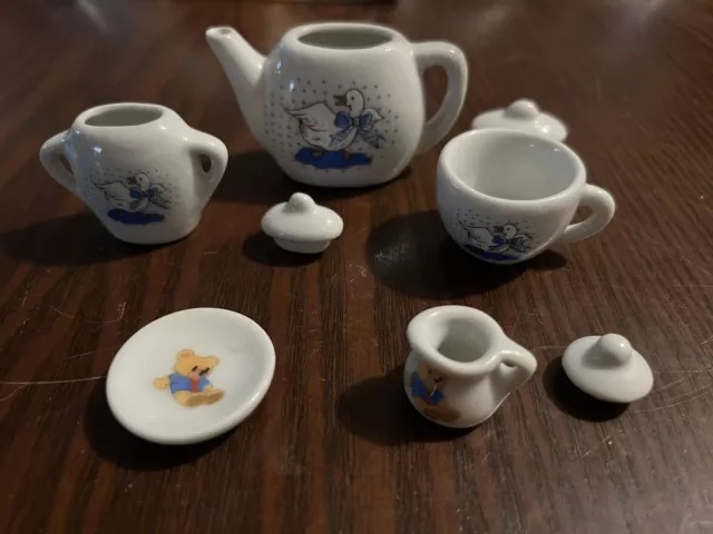 VINTAGE Miniature Part Tea Set 8 Pieces BEARS And White Ducks