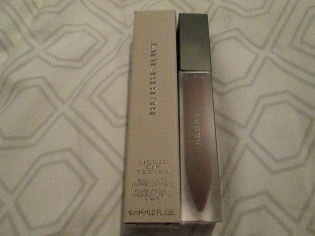Burberry Liquid Lip Velvet Bold & Matte Whipped Lip Cream - Oxblood *NIB*