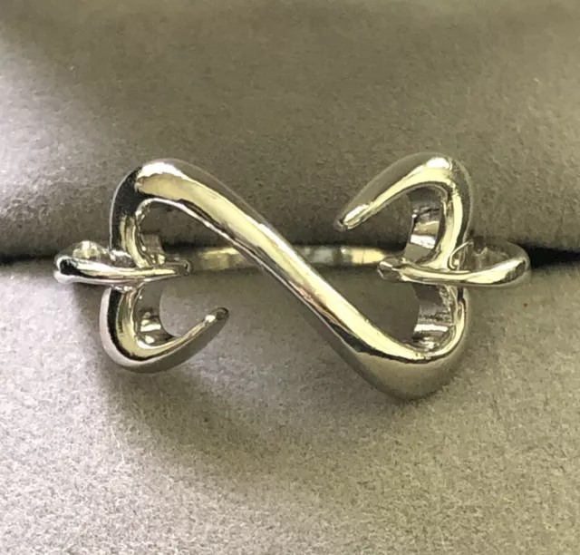 Jane Seymour Open Heart Band Ring Size 6.5 Sterling Silver 925