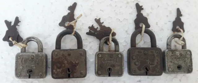 Cadenas en fer avec clé originale, vieux lot de collection de 5, fabriqué...