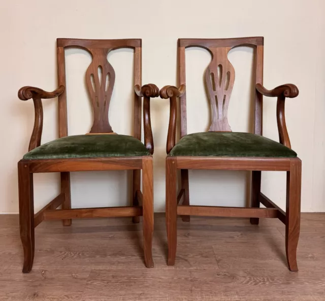 Jolie paire de fauteuils de bureau Anglais en bois fruitier vers 1880