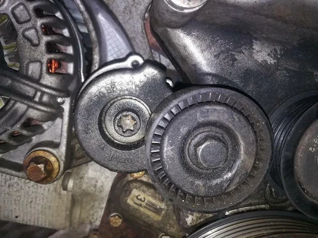 55561330BB   Tensioner Belt (Gates Tensioner Pulley) Opel Astra 2009 FR676732-05