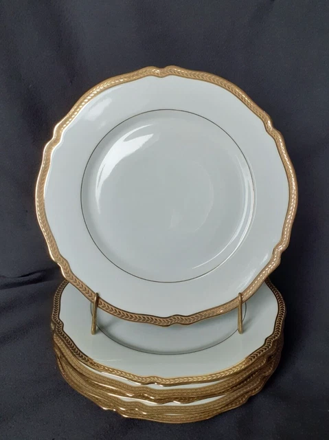 Assiettes arts de la table, cuisine du XIXe siècle et avant en porcelaine de France