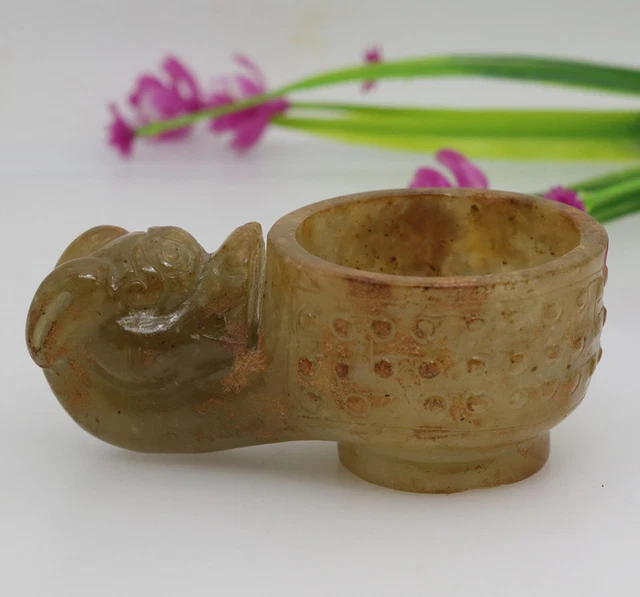 Chinese , carved jade wine cup with cloud-shaped beast head ,les D375