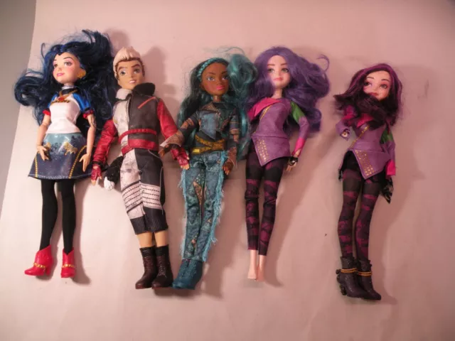 Disney DESCENDANTS Dolls Lot Isle Of The Lost Jay Evie Mal Carlos Clothes  Shoes