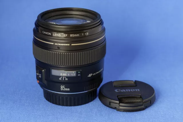 Canon EF 85mm f 1.8 USM