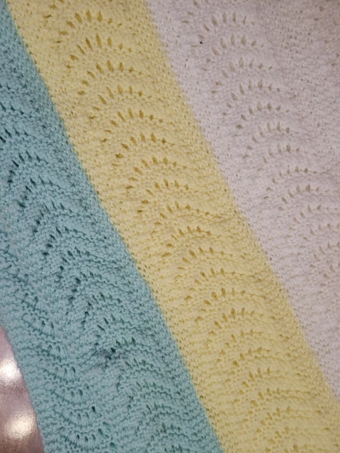 Manta para bebé de encaje tejida a mano vintage