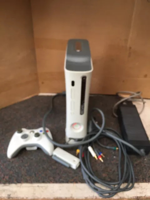 Microsoft Xbox 360 console bundle Red Ring Of Death.