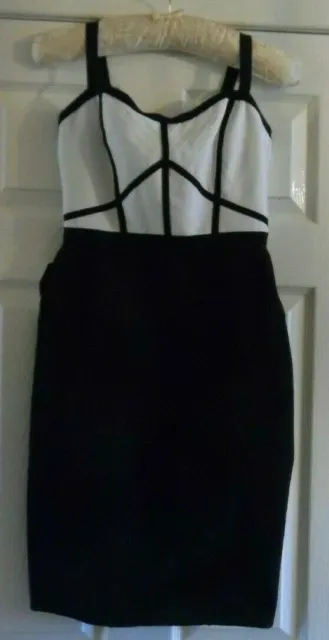 Lipsy Black & White Strappy Bodycon Dress Size 10 - Bnwt - 221
