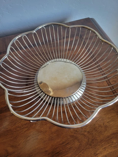 Silver Plated Wire Bread Basket Flower Shape 9.5” Centerpiece